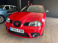 Usado Seat Ibiza Sport 100 CV (73 kW) 2006 Rojo Utilitario