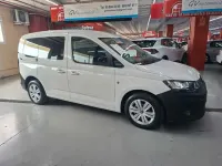 Usado VW Caddy 122 CV (89 kW) 2021 Blanco Monovolumen