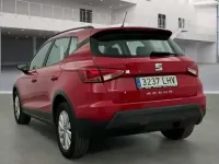 Usado Seat Arona Style 95 CV (69 kW) 2020 Rojo SUV