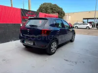 Usado Dacia Sandero Base 75 CV (55 kW) 2018 Azul Berlina