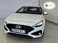 Usado Hyundai i30 120 CV (88 kW) 2025 Blanco Berlina