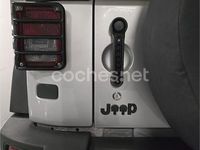 Usado Jeep Wrangler Unlimited Rubicon 177 CV (130 kW) 2008 Gris / plata SUV