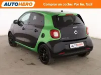Usado Smart ForFour Electric Drive Passion 60 kW (82 CV) 2018 Negro Berlina