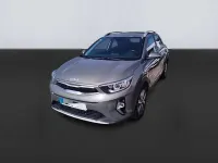 Usado Kia Stonic 120 CV (88 kW) 2023 Verde SUV