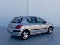 Usado Peugeot 307 91 CV (66 kW) 2003 Gris / plata Berlina