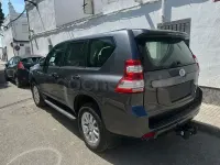 Usado Toyota Land Cruiser 177 CV (130 kW) 2016 Gris / plata SUV