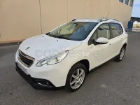 Usado Peugeot 2008 Active 100 CV (73 kW) 2016 Blanco SUV