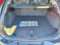 Usado Volvo V60 Kinetic 120 CV (88 kW) 2017 Azul Familiar