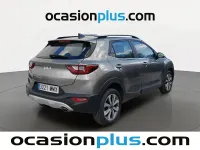 Usado Kia Stonic 101 CV (74 kW) 2024 Gris SUV