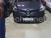 Usado Renault Clio IV Zen 90 CV (66 kW) 2018 Gris / plata Berlina