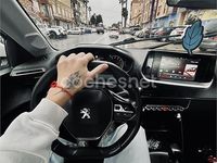 Usado Peugeot 208 Allure 100 CV (73 kW) 2020 Blanco Utilitario