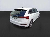 Usado Skoda Scala Ambition 110 CV (80 kW) 2022 Blanco Utilitario
