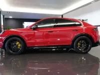 Usado Porsche Cayenne 500 CV (367 kW) 2025 Rojo SUV