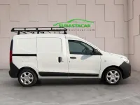 Usado Dacia Dokker Essentiel 75 CV (55 kW) 2019 Blanco Monovolumen