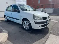 Usado Renault Clio II 100 CV (73 kW) 2005 Blanco Berlina