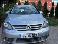 Usado VW Golf Plus Cross Edition 122 CV (89 kW) 2008 Gris / plata Monovolumen
