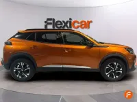 Usado Peugeot 2008 Allure 131 CV (96 kW) 2023 Naranja SUV