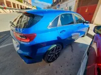 Usado Kia Ceed 136 CV (100 kW) 2022 Azul Utilitario