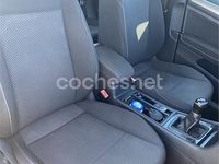 Usado VW Golf VII Advance 110 CV (80 kW) 2018 Gris / plata Familiar