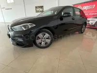 Usado BMW 118 Comfort Edition 140 CV (102 kW) 2020 Negro Berlina