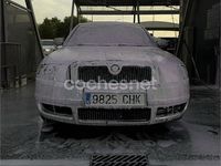 Usado Skoda Superb Comfort 105 CV (77 kW) 2008 Gris / plata Berlina