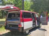 Usado VW Multivan 130 CV (95 kW) 1996 Rojo Monovolumen