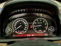 Usado BMW 740 306 HP (225 kW) 2009 Preto Sedan