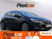 Usado Opel Astra Elegance 145 CV (106 kW) 2019 Negro Berlina