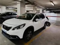 Usado Peugeot 2008 Signature Sky 100 CV (73 kW) 2019 Blanco SUV