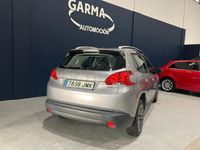 Usado Peugeot 2008 Access 82 CV (60 kW) 2016 Gris / plata SUV