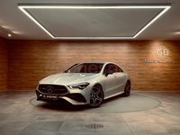 Usado Mercedes CLA200 163 CV (119 kW) 2024 Gris / plata Berlina