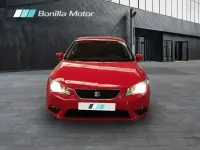 Usado Seat Leon Style 105 CV (77 kW) 2014 Rojo Berlina