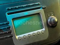 Usado Seat Altea Reference 105 CV (77 kW) 2006 Gris / plata Monovolumen