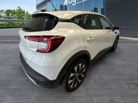 Usado Renault Captur Equilibre 100 CV (73 kW) 2023 Blanco SUV
