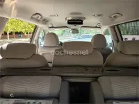 Usado Kia Carnival EX 185 CV (136 kW) 2006 Beige Monovolumen