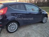 Usado Ford Fiesta Titanium 82 CV (60 kW) 2010 Azul Berlina