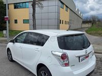 Usado Toyota Verso Advance 112 CV (82 kW) 2014 Blanco Monovolumen