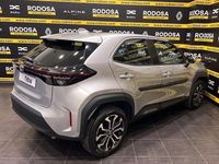 Usado Toyota Yaris Hybrid Plus 116 CV (85 kW) 2021 Gris Familiar