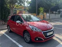 Usado Peugeot 208 Style 110 CV (80 kW) 2017 Naranja Utilitario