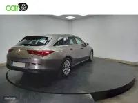 Usado Mercedes CLA180 Business 136 CV (100 kW) 2020 Gris Coupe