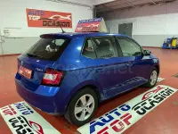 Usado Skoda Fabia Ambition 95 CV (69 kW) 2018 Azul Berlina