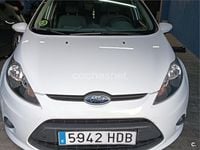 Usado Ford Fiesta Trend 68 CV (50 kW) 2011 Blanco Utilitario