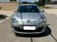 Usado Renault Mégane 105 CV (77 kW) 2010 Gris / plata Berlina