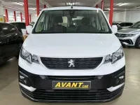 Usado Peugeot Rifter Active 100 CV (73 kW) 2021 Blanco Monovolumen