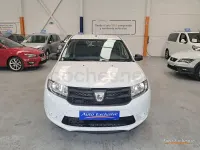 Usado Dacia Sandero Ambiance 75 CV (55 kW) 2015 Blanco Berlina