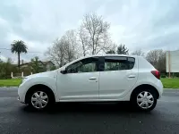 Usado Dacia Sandero Comfort 95 CV (69 kW) 2020 Blanco Berlina