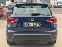 Usado Seat Arona Ecomotive 116 CV (85 kW) 2017 Azul SUV