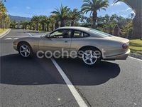 Usado Jaguar XK8 290 CV (213 kW) 2000 Beige Coupe