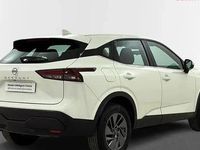 Usado Nissan Qashqai Acenta 158 CV (116 kW) 2022 Blanco everest (solido) negro SUV