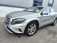 Usado Mercedes GLA200 Urban 136 CV (100 kW) 2016 Gris / plata SUV